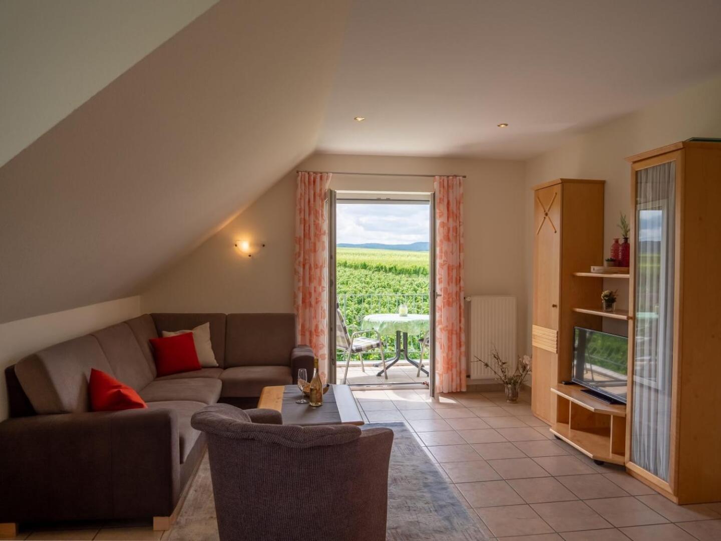 Ferienweingut Winnebeck Kowerich Ngoại thất bức ảnh