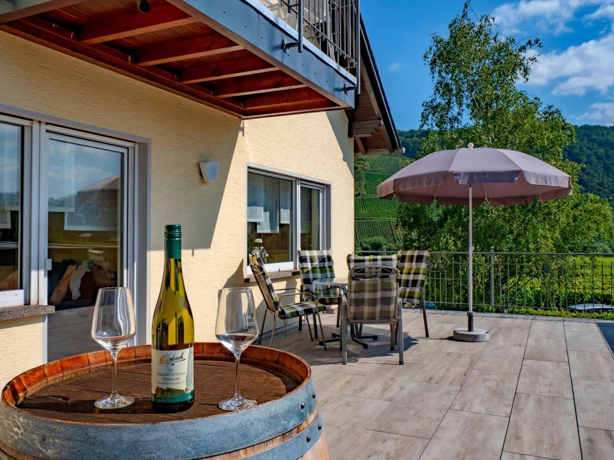 Ferienweingut Winnebeck Kowerich Ngoại thất bức ảnh